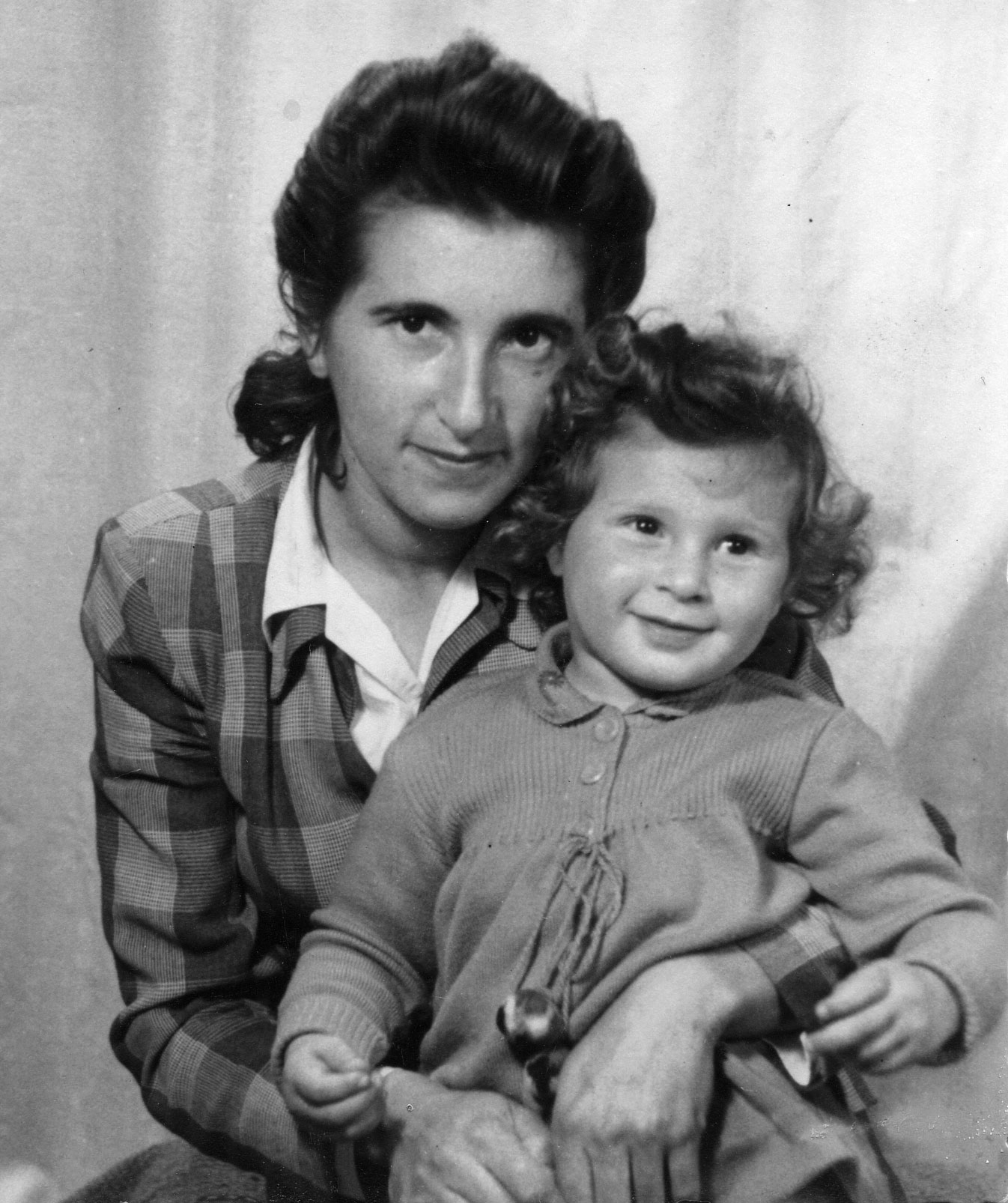 Minka mit Kind Chana 1950